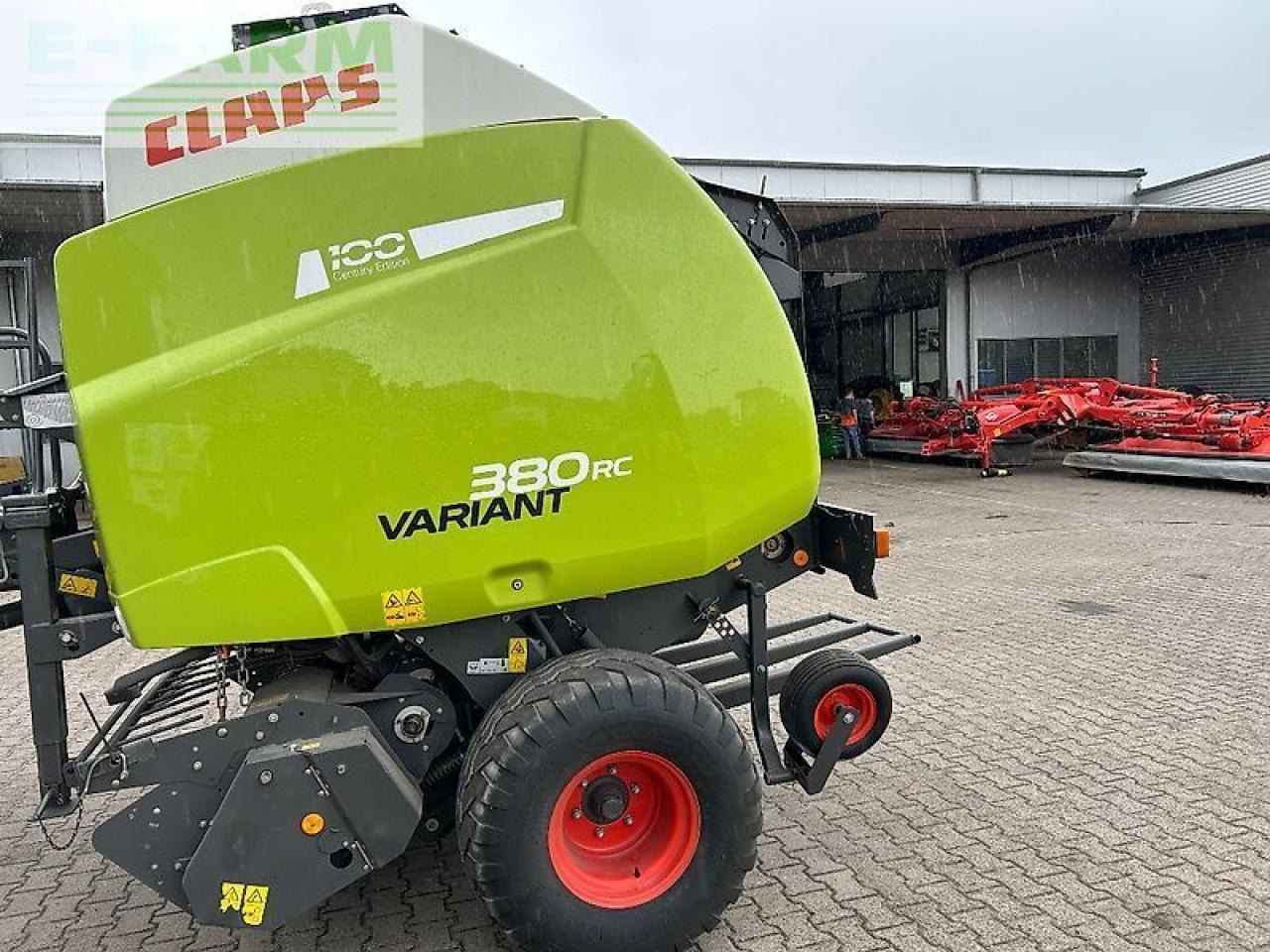 CLAAS variant 380 rc - Lis na hranaté balíky: obrázek 1 CLAAS variant 380 rc - Lis na hranaté balíky: obrázek 1