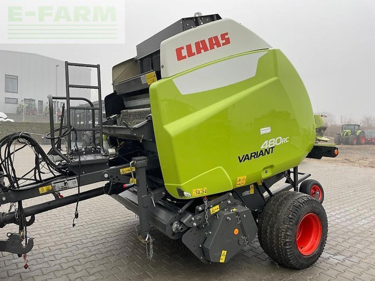 CLAAS variant 480 rc pro - Lis na hranaté balíky: obrázek 1 CLAAS variant 480 rc pro - Lis na hranaté balíky: obrázek 1