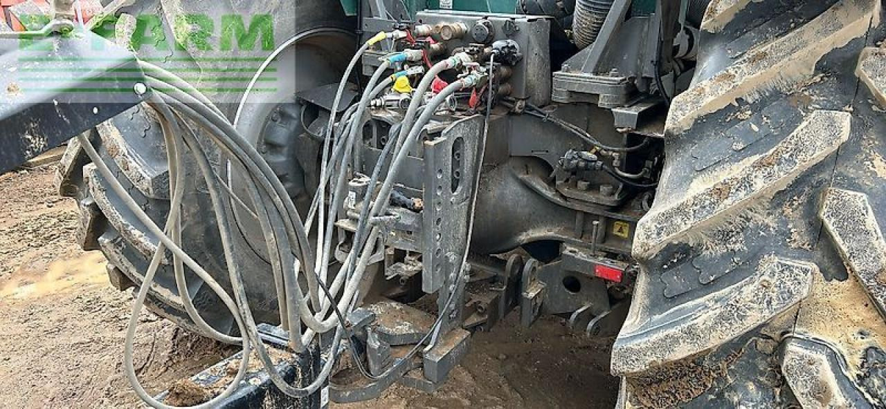 CLAAS xerion 3800 - Traktor: obrázek 4 CLAAS xerion 3800 - Traktor: obrázek 4