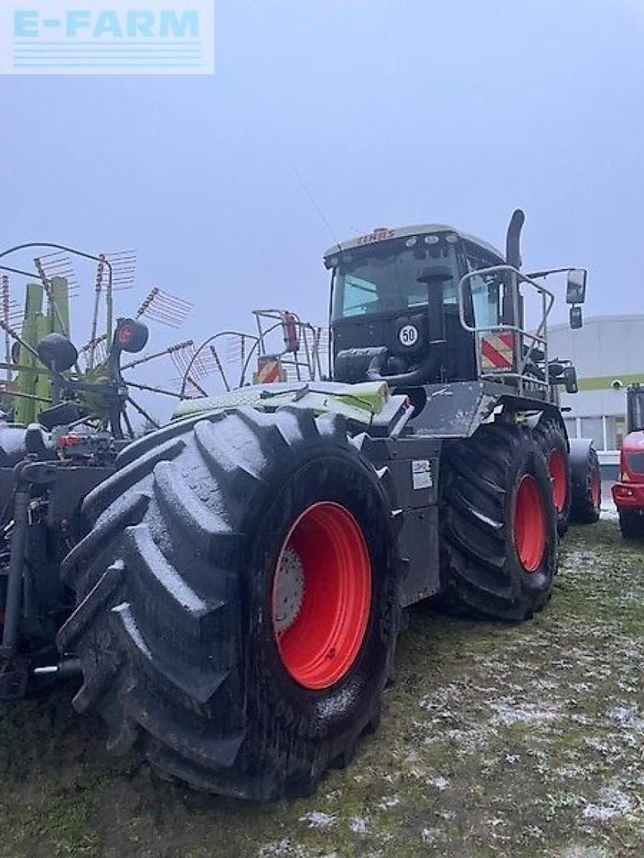 CLAAS xerion 3800 saddle trac SADDLE TRAC - Traktor: obrázek 3 CLAAS xerion 3800 saddle trac SADDLE TRAC - Traktor: obrázek 3