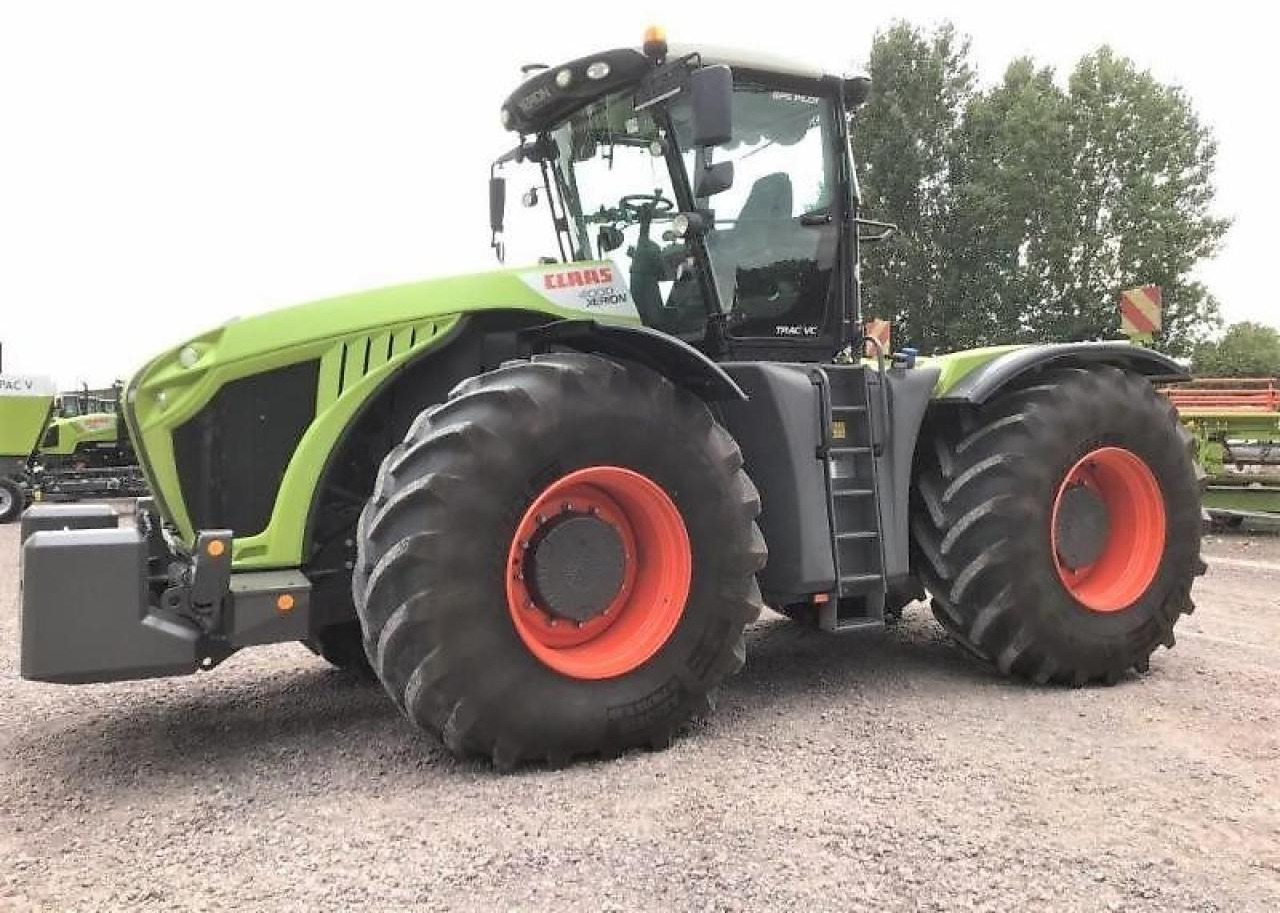 CLAAS xerion 4000 trac vc TRAC VC - Traktor: obrázek 1 CLAAS xerion 4000 trac vc TRAC VC - Traktor: obrázek 1