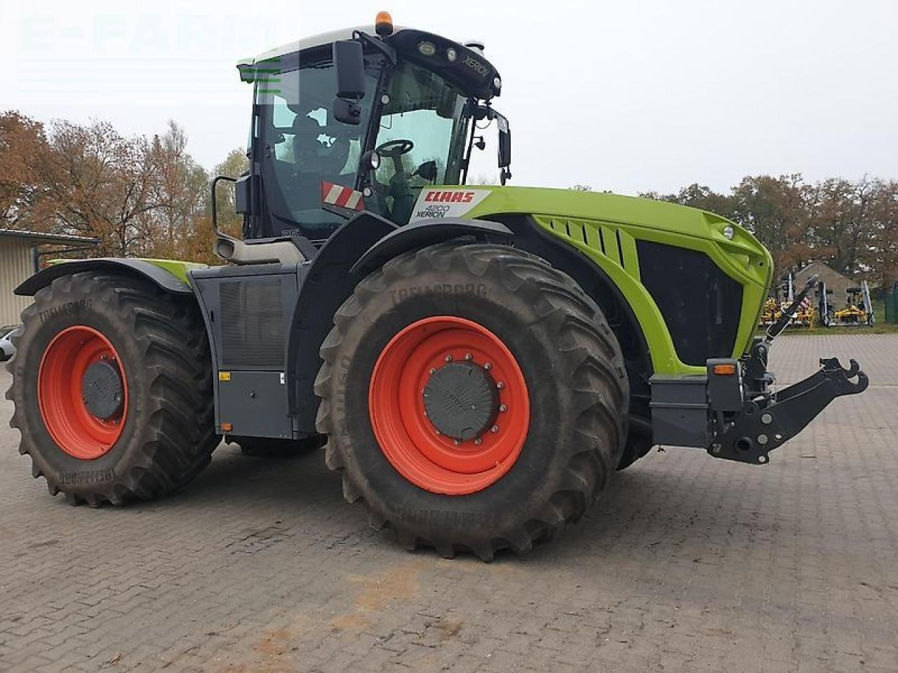CLAAS xerion 4200 trac vc + rtk TRAC VC - Traktor: obrázek 3 CLAAS xerion 4200 trac vc + rtk TRAC VC - Traktor: obrázek 3