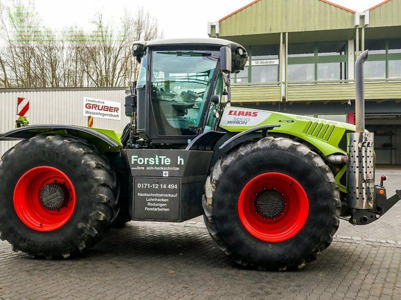 CLAAS xerion 4500 trac vc TRAC VC - Traktor: obrázek 4 CLAAS xerion 4500 trac vc TRAC VC - Traktor: obrázek 4