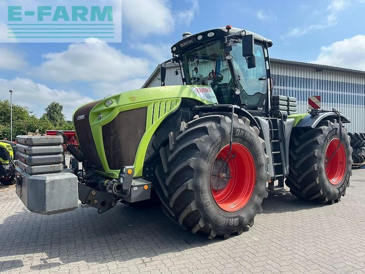 CLAAS xerion 5000 trac TRAC - Traktor: obrázek 1 CLAAS xerion 5000 trac TRAC - Traktor: obrázek 1