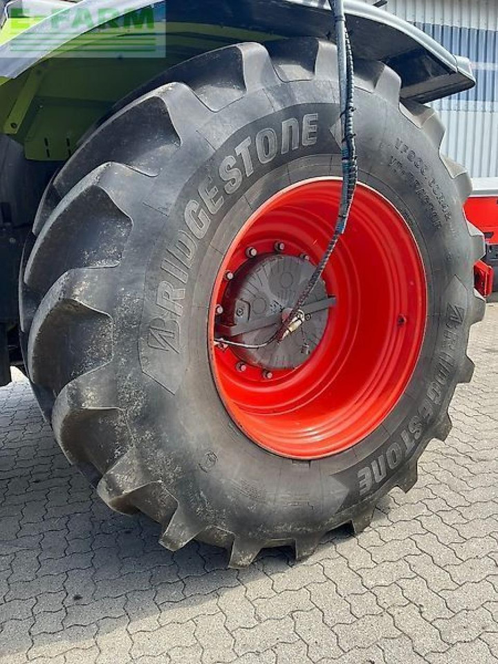 CLAAS xerion 5000 trac TRAC - Traktor: obrázek 4 CLAAS xerion 5000 trac TRAC - Traktor: obrázek 4