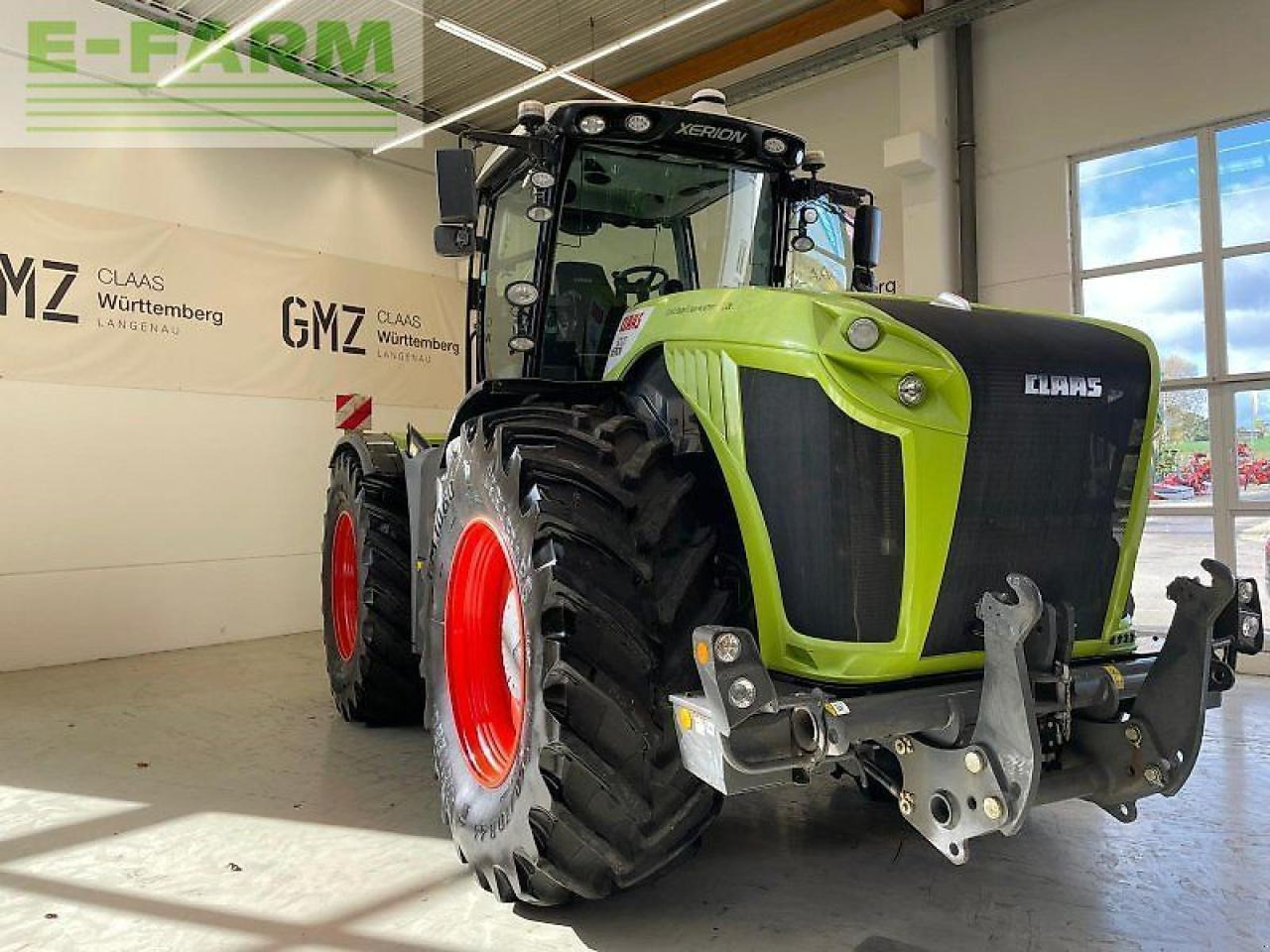 CLAAS xerion 5000 trac vc TRAC VC - Traktor: obrázek 1 CLAAS xerion 5000 trac vc TRAC VC - Traktor: obrázek 1