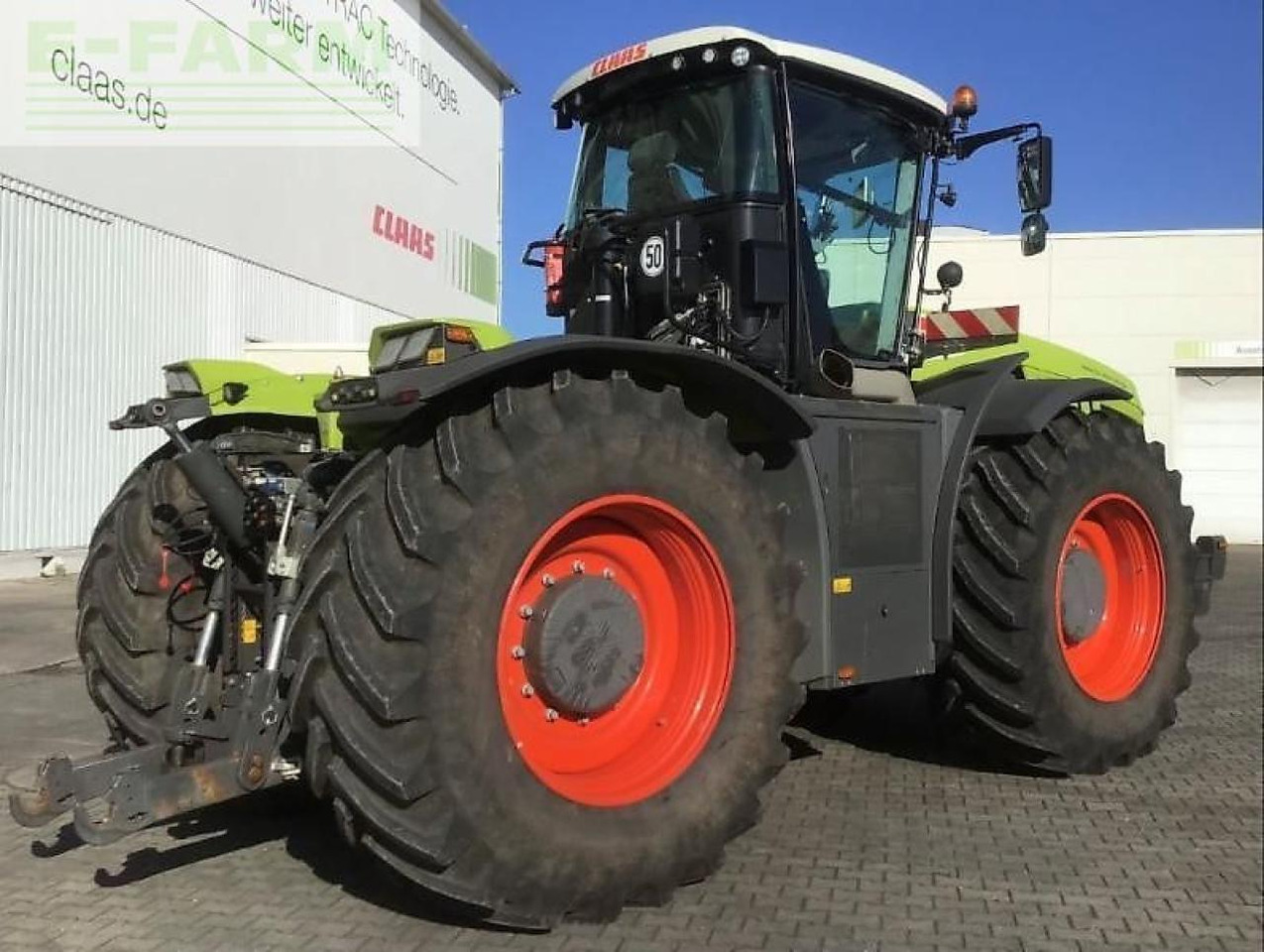 CLAAS xerion 5000 vc - Traktor: obrázek 3 CLAAS xerion 5000 vc - Traktor: obrázek 3