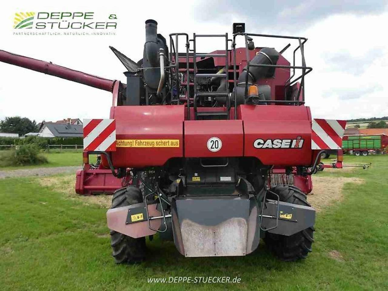 Case-IH 9230 raupe - Sklízecí mlátička: obrázek 5 Case-IH 9230 raupe - Sklízecí mlátička: obrázek 5