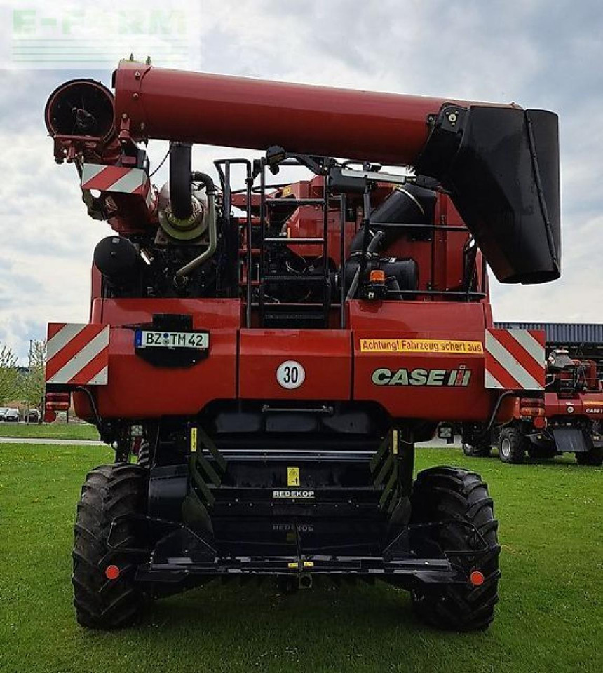 Case-IH axial flow 8250 sts - Sklízecí mlátička: obrázek 4 Case-IH axial flow 8250 sts - Sklízecí mlátička: obrázek 4