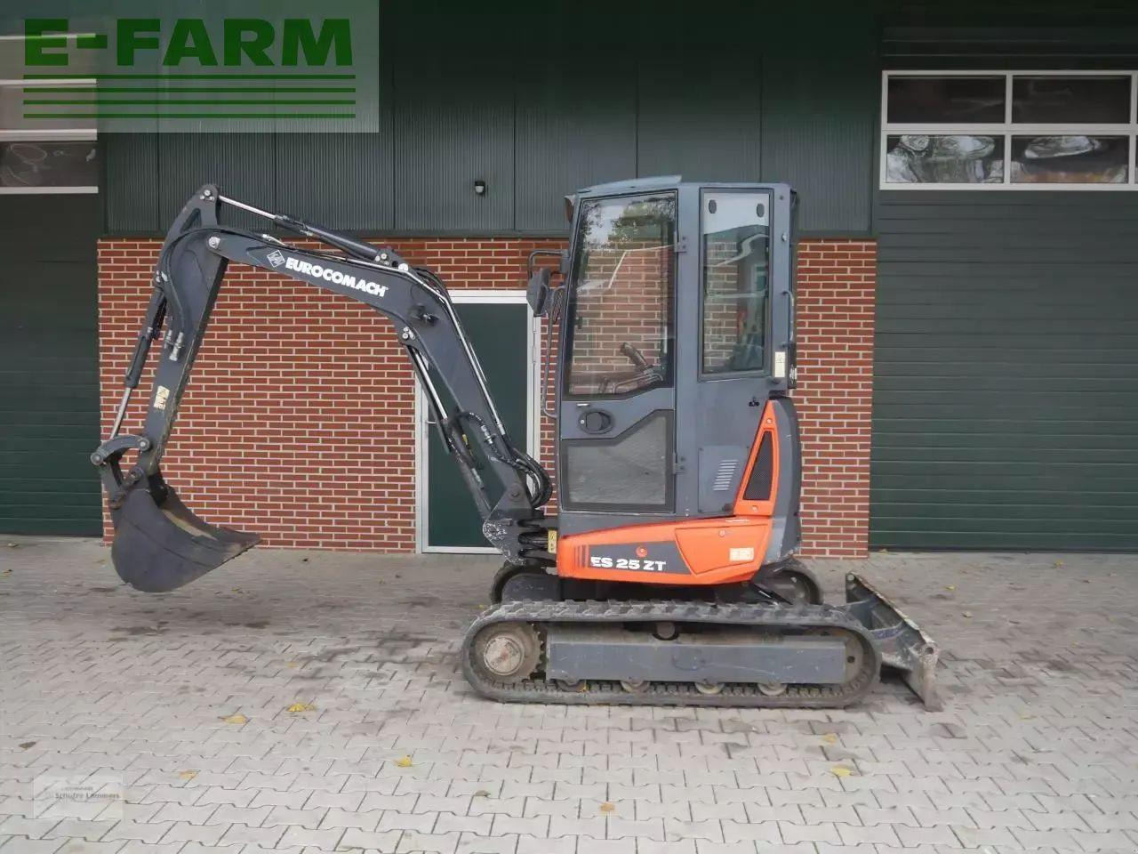 Case-IH eurocomach es25zt - Mini rýpadlo: obrázek 4 Case-IH eurocomach es25zt - Mini rýpadlo: obrázek 4