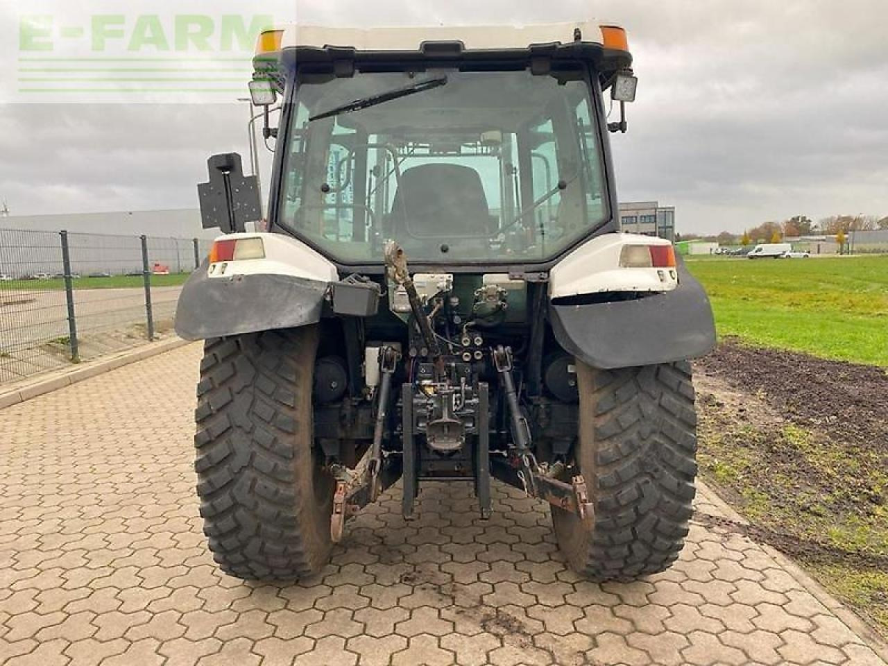 Case-IH jx 1090u - Traktor: obrázek 5 Case-IH jx 1090u - Traktor: obrázek 5