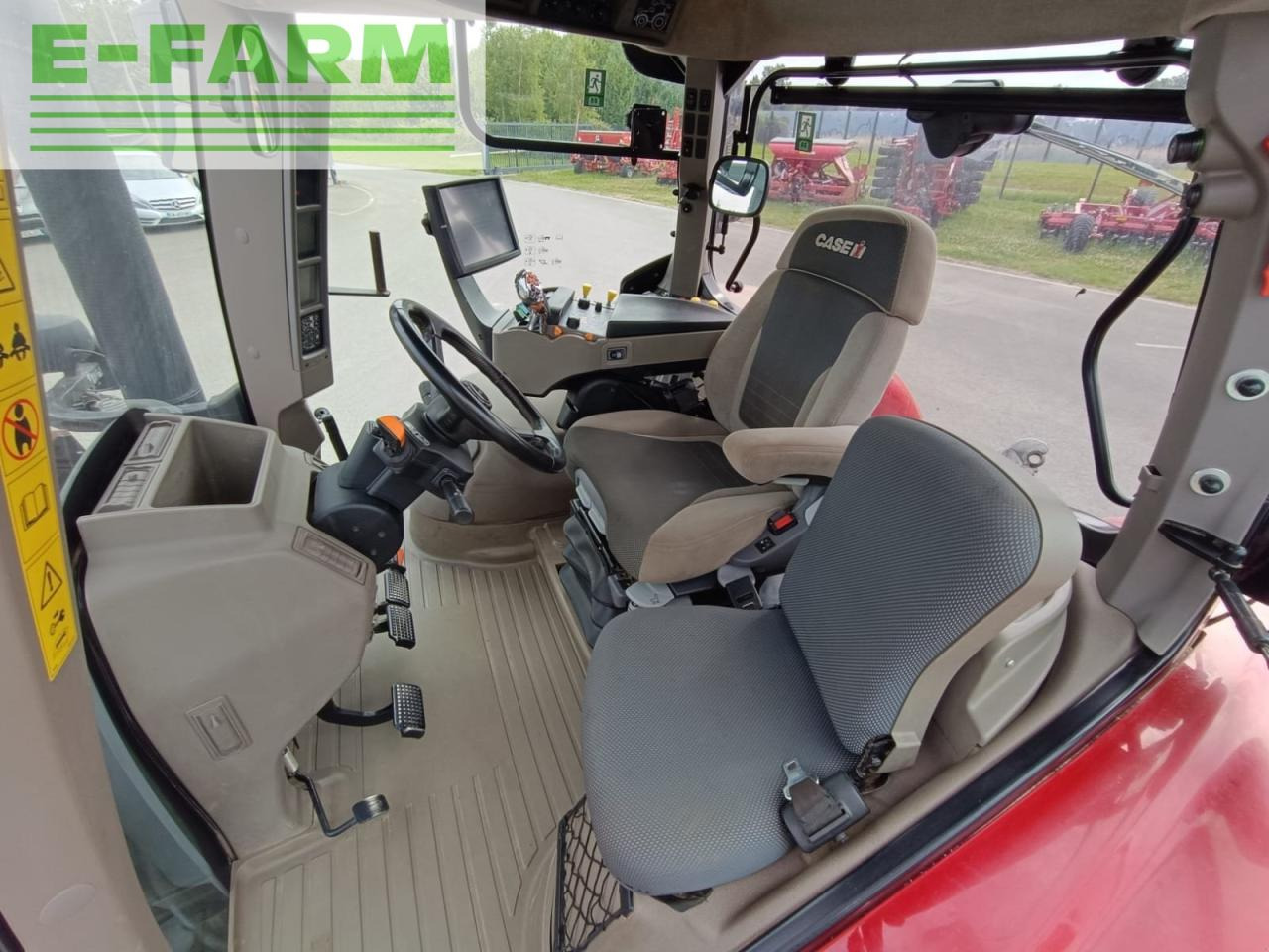 Case-IH optum 270 cvx CVX - Traktor: obrázek 5 Case-IH optum 270 cvx CVX - Traktor: obrázek 5
