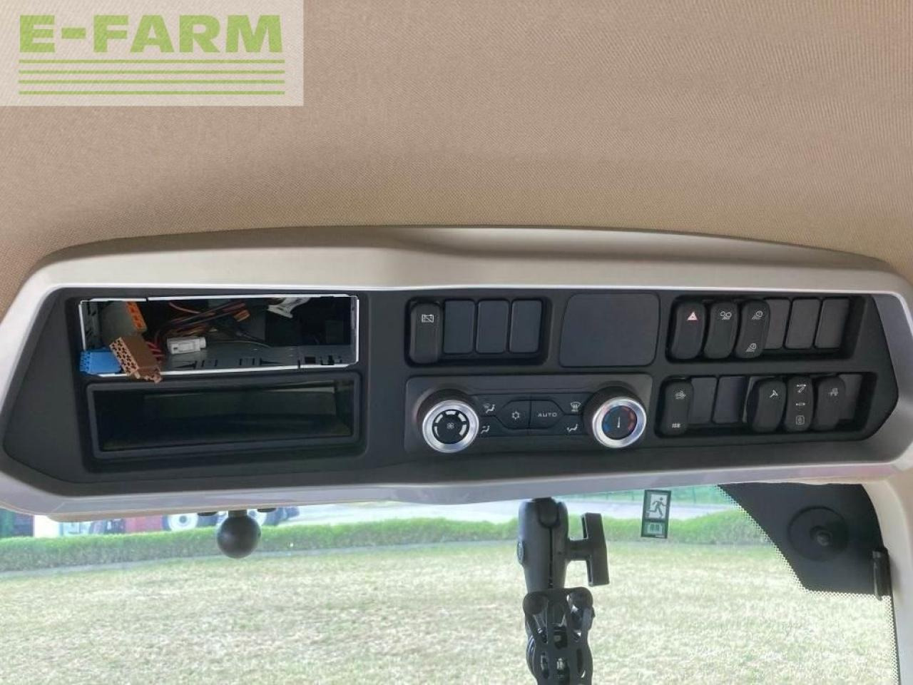 Traktor Case-IH optum 300 cvx CVX: obrázek 17