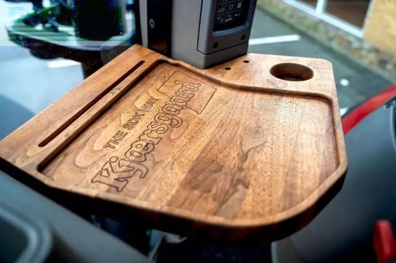 Case-IH puma 240 cvx CVX - Traktor: obrázek 5 Case-IH puma 240 cvx CVX - Traktor: obrázek 5