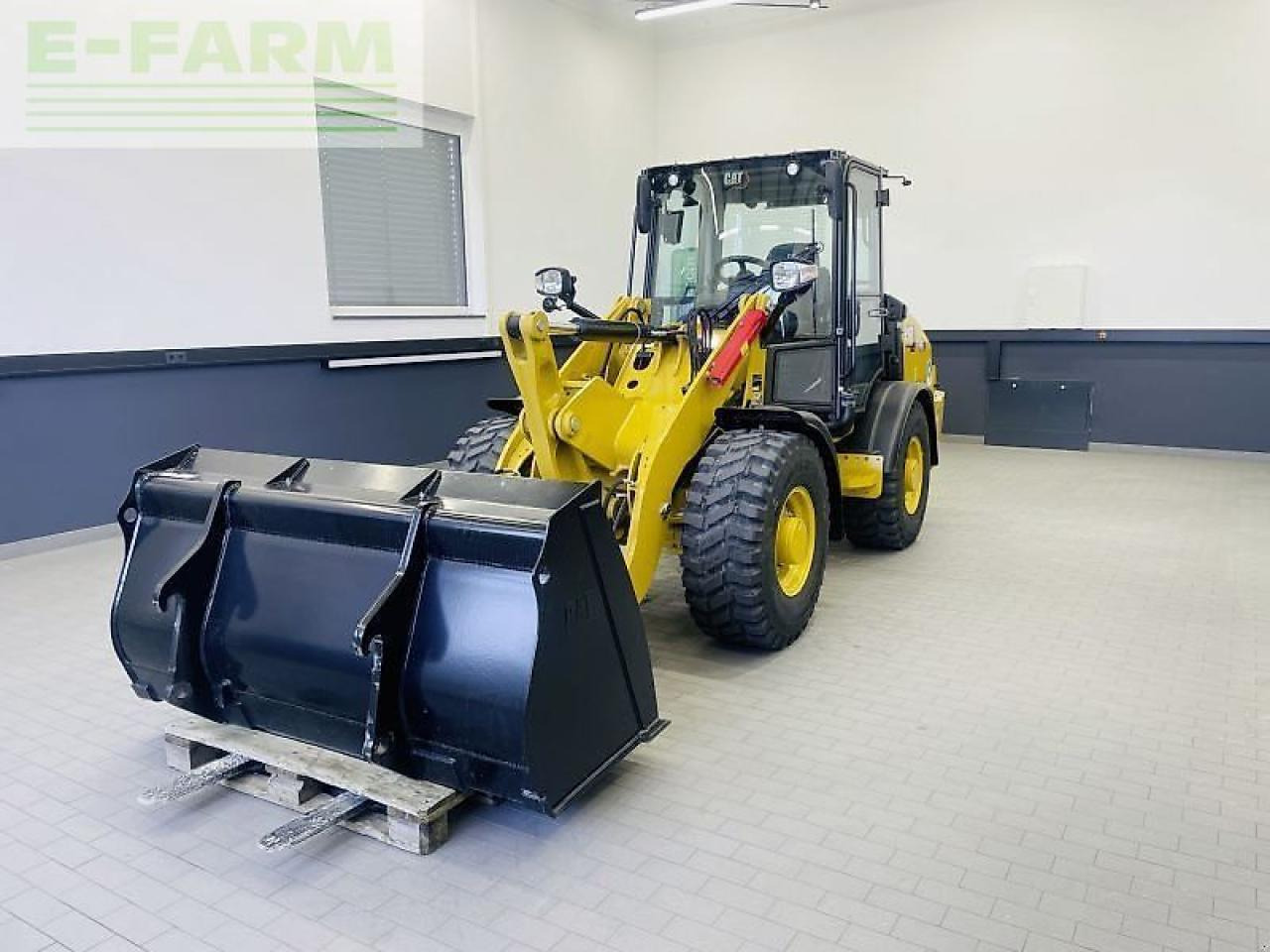 Mini rýpadlo Caterpillar 906-14a: obrázek 9