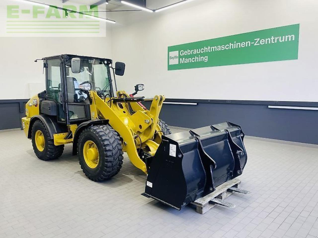 Caterpillar 906-14a - Mini rýpadlo: obrázek 1 Caterpillar 906-14a - Mini rýpadlo: obrázek 1