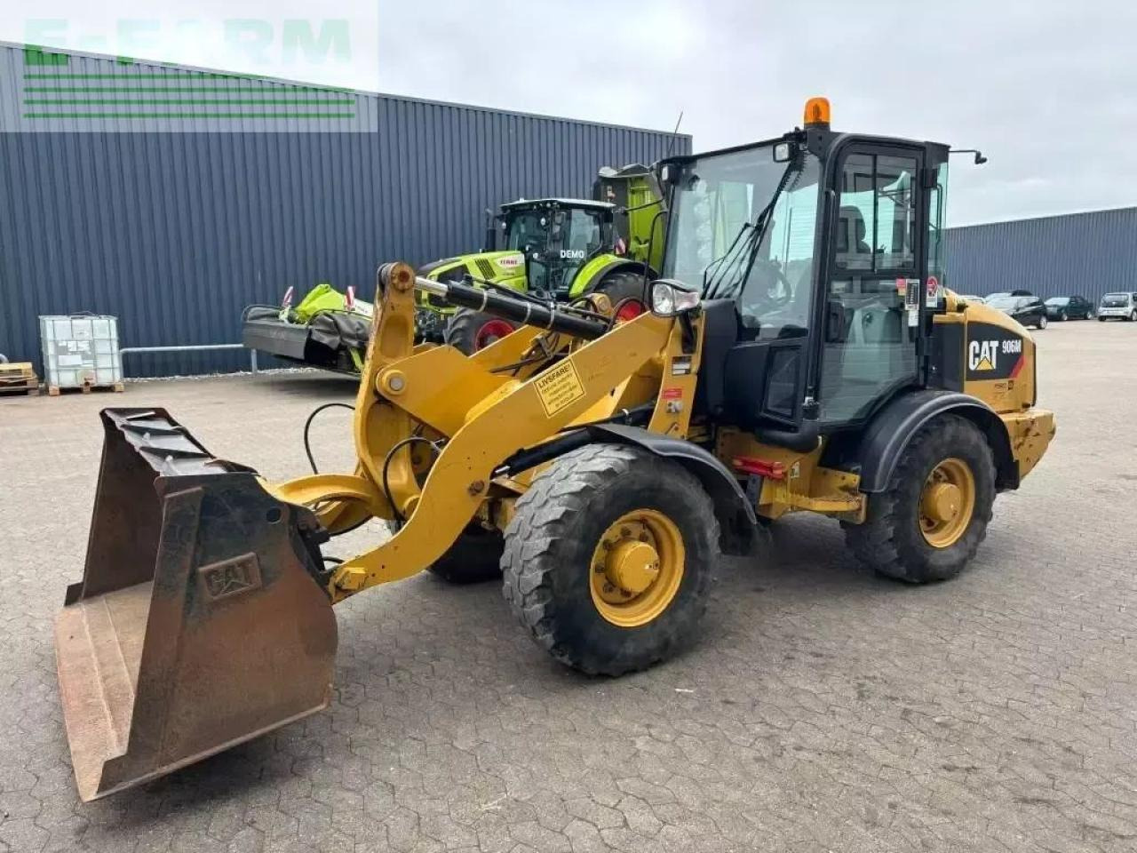 Caterpillar 906 m - Mini rýpadlo: obrázek 5 Caterpillar 906 m - Mini rýpadlo: obrázek 5