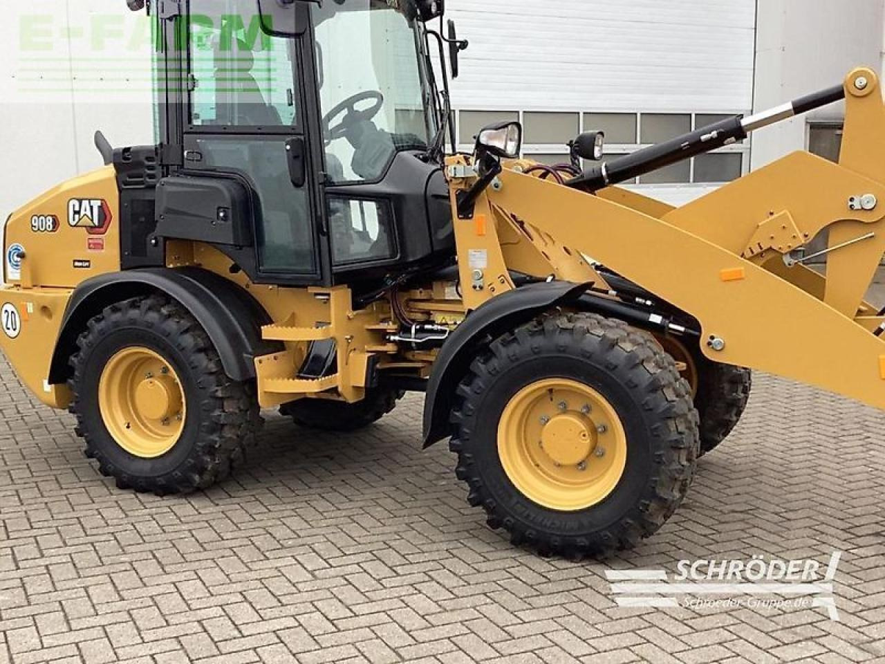 Caterpillar 908 hl-14 - Mini rýpadlo: obrázek 2 Caterpillar 908 hl-14 - Mini rýpadlo: obrázek 2