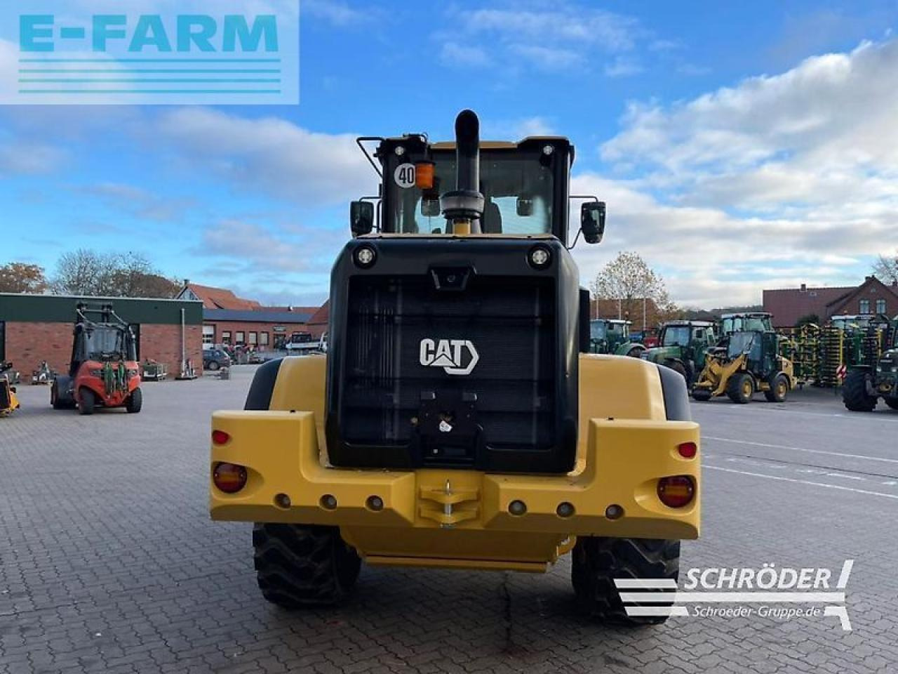 Caterpillar 938 hl - Mini rýpadlo: obrázek 3 Caterpillar 938 hl - Mini rýpadlo: obrázek 3