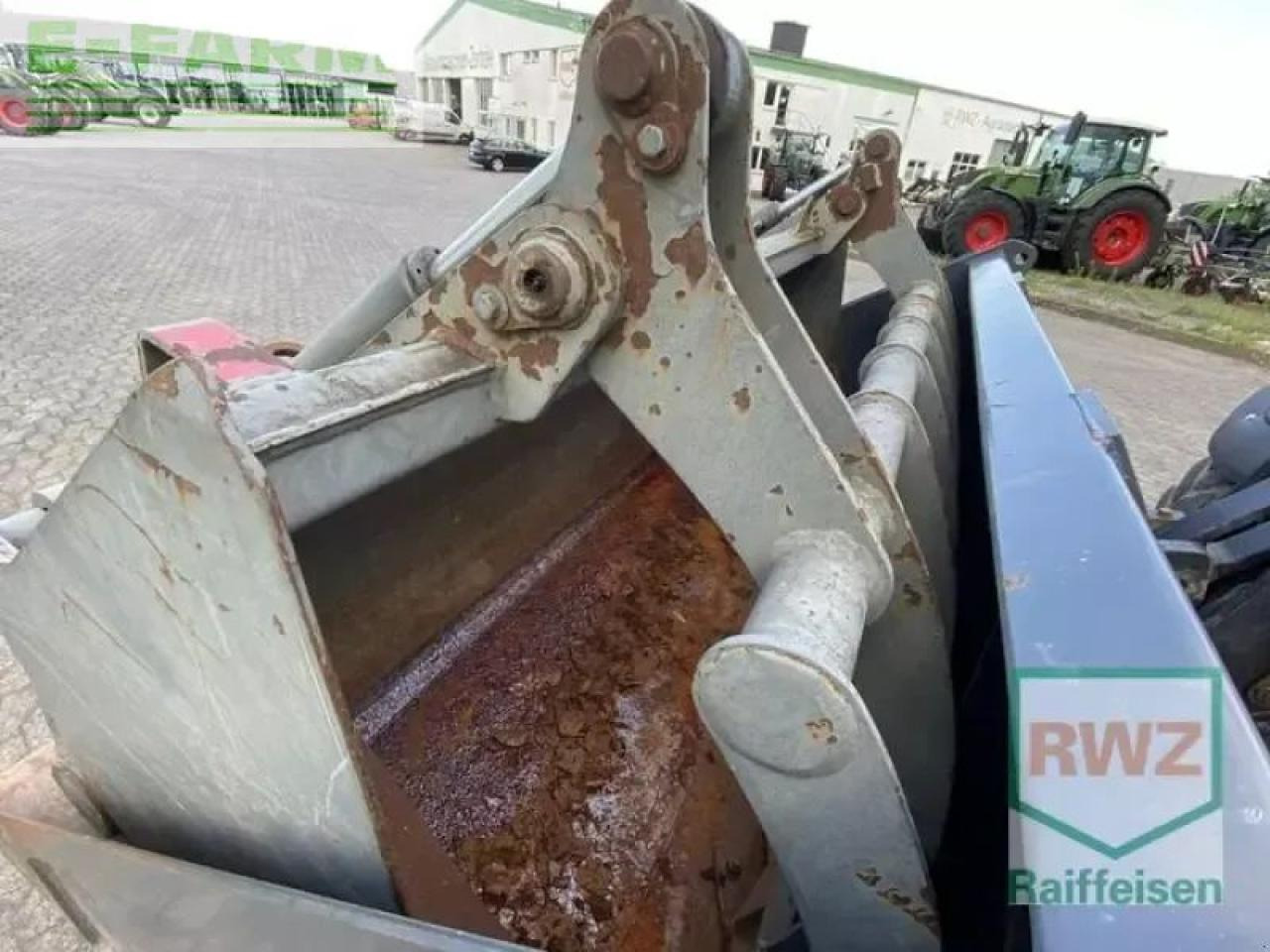 Caterpillar th 407c kompaktlad - Mini rýpadlo: obrázek 5 Caterpillar th 407c kompaktlad - Mini rýpadlo: obrázek 5