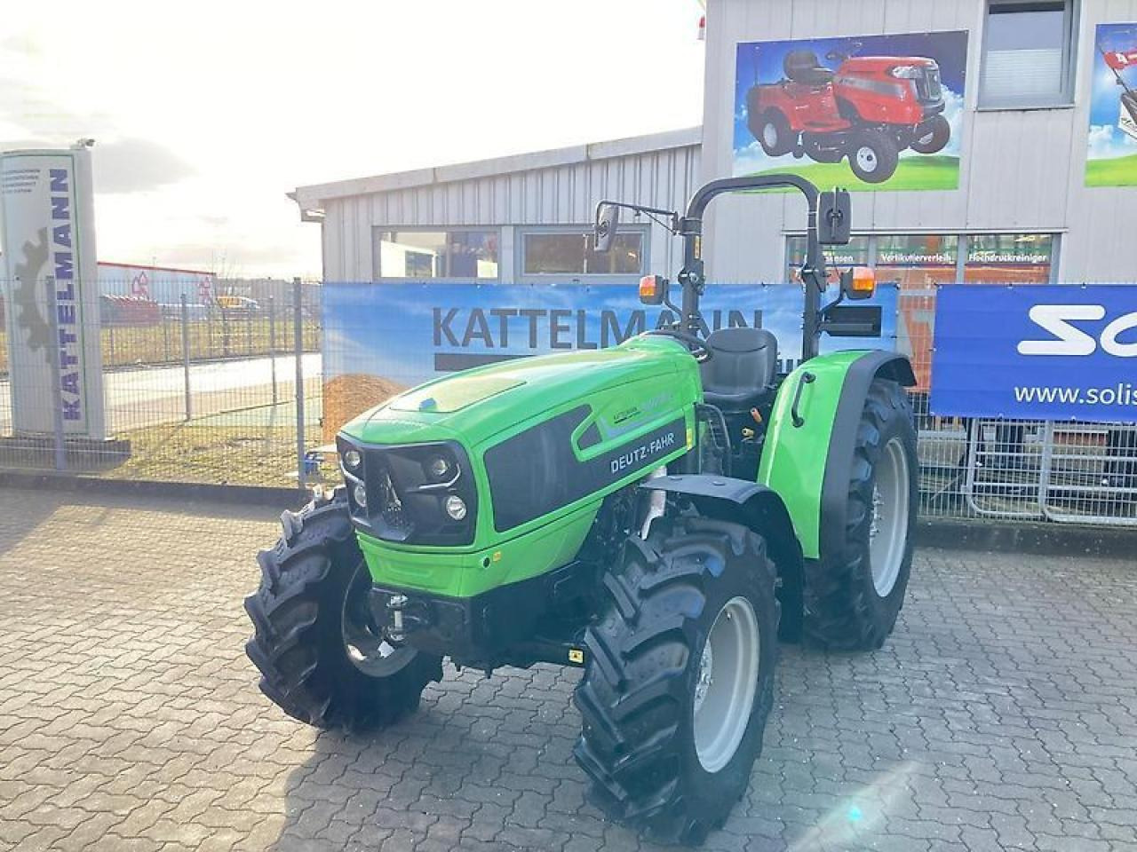 Deutz-Fahr 4070e (neue lagermaschine) - Traktor: obrázek 1 Deutz-Fahr 4070e (neue lagermaschine) - Traktor: obrázek 1