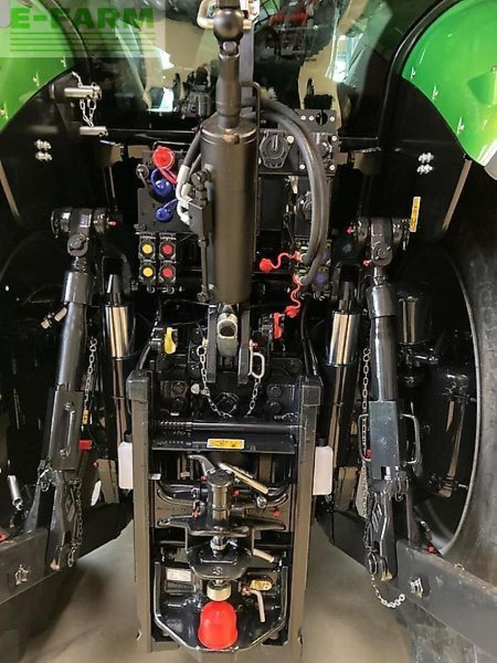 Deutz-Fahr 6210 ttv - Traktor: obrázek 5 Deutz-Fahr 6210 ttv - Traktor: obrázek 5