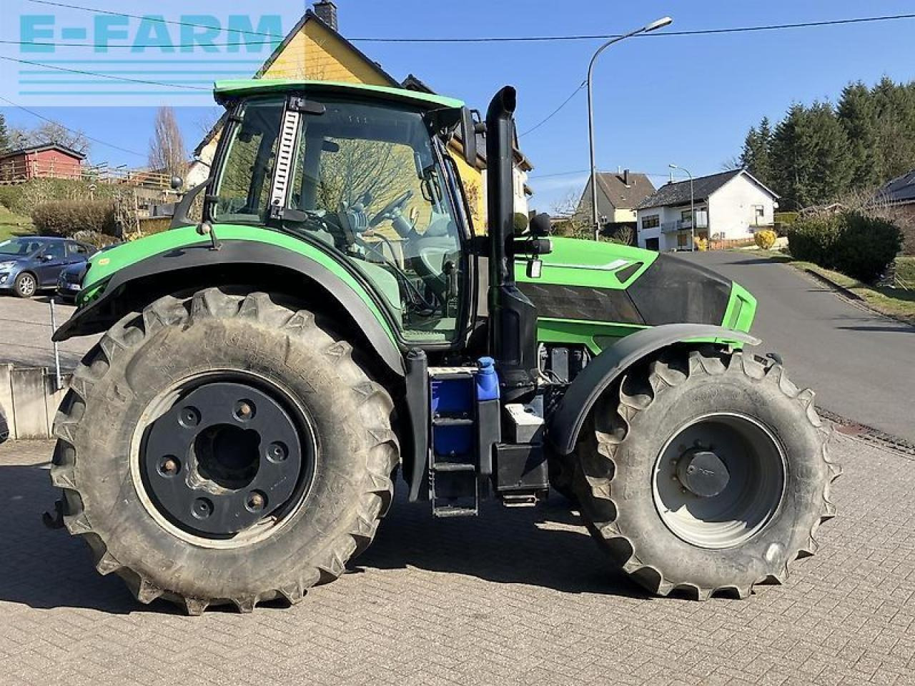 Deutz-Fahr 7250 agrotron ttv - Traktor: obrázek 3 Deutz-Fahr 7250 agrotron ttv - Traktor: obrázek 3