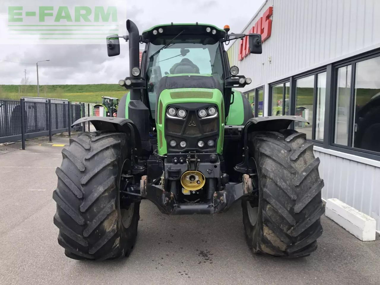 Deutz-Fahr 7250 ttv - Traktor: obrázek 5 Deutz-Fahr 7250 ttv - Traktor: obrázek 5