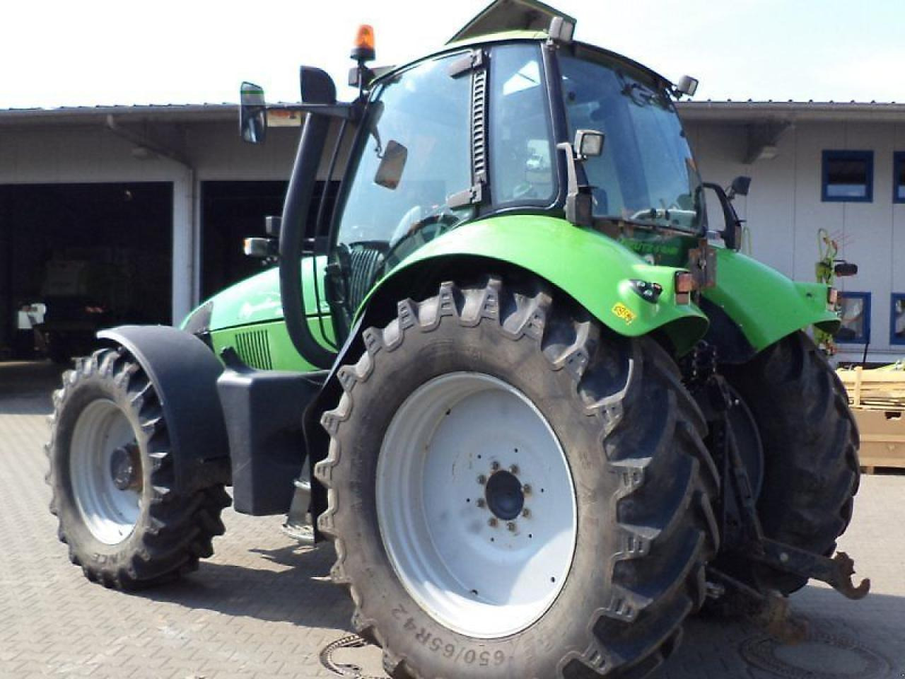 Deutz-Fahr agrotron 200 - Traktor: obrázek 3 Deutz-Fahr agrotron 200 - Traktor: obrázek 3