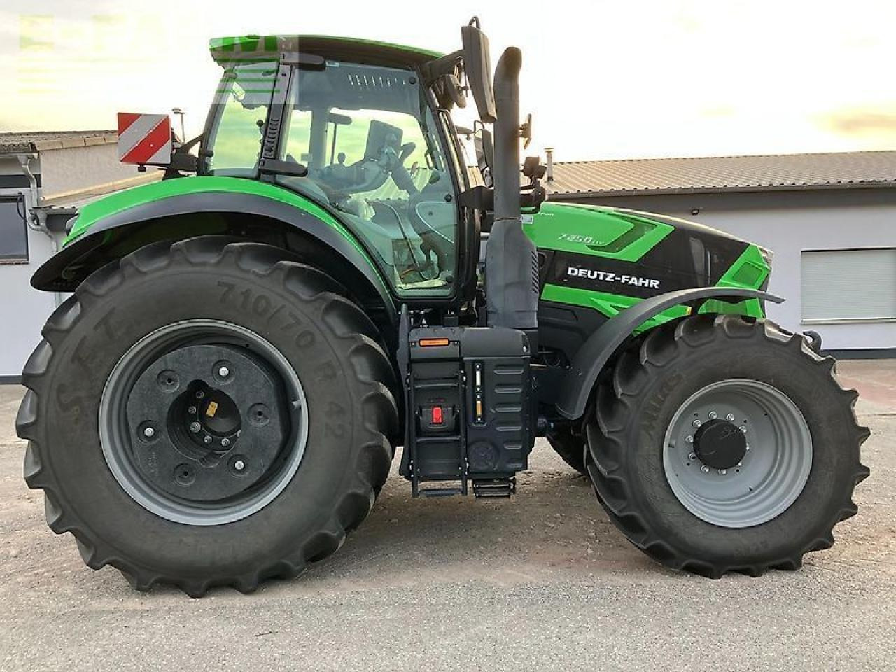 Deutz-Fahr agrotron 7250 ttv TTV - Traktor: obrázek 4 Deutz-Fahr agrotron 7250 ttv TTV - Traktor: obrázek 4