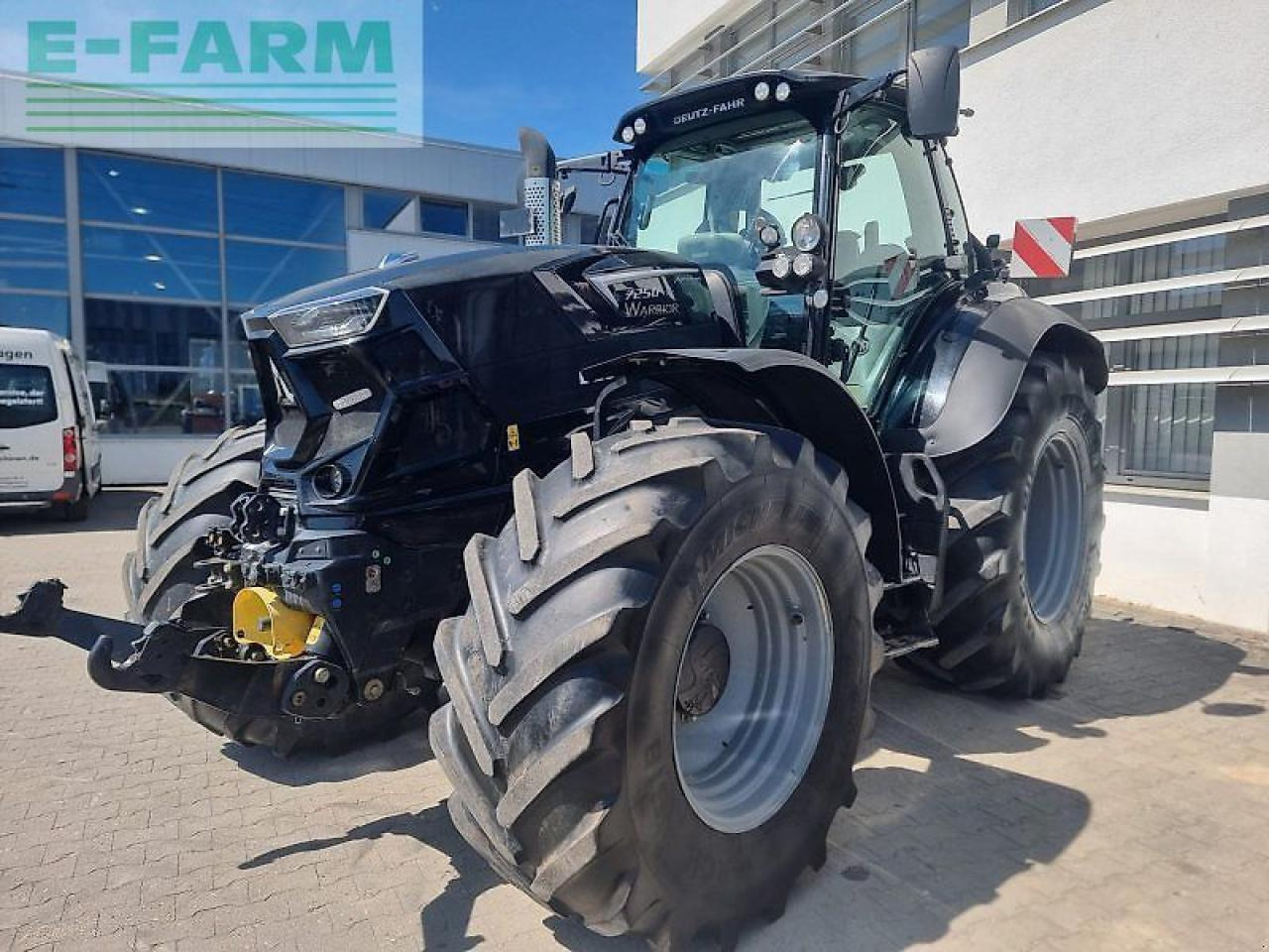 Deutz-Fahr agrotron 7250 ttv warrior - Traktor: obrázek 1 Deutz-Fahr agrotron 7250 ttv warrior - Traktor: obrázek 1