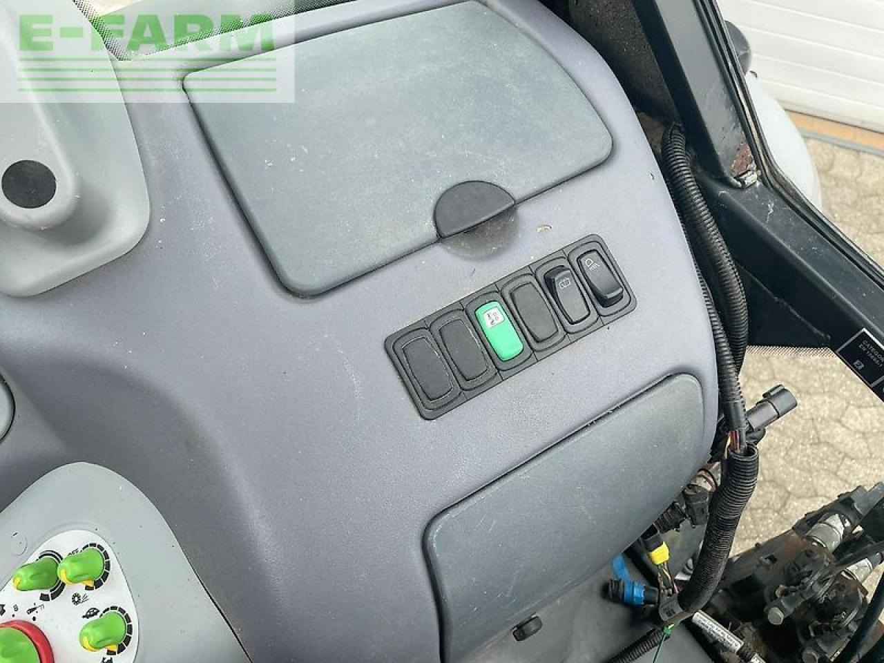 Traktor Deutz-Fahr lamborghini r 6.160.4: obrázek 16