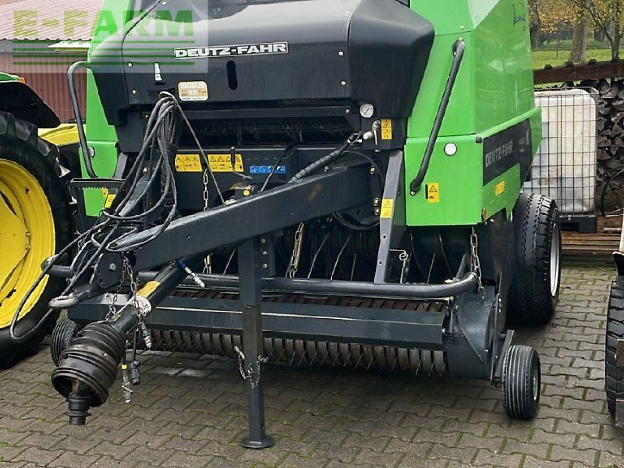 Deutz-Fahr vari master 590 - Lis na hranaté balíky: obrázek 4 Deutz-Fahr vari master 590 - Lis na hranaté balíky: obrázek 4