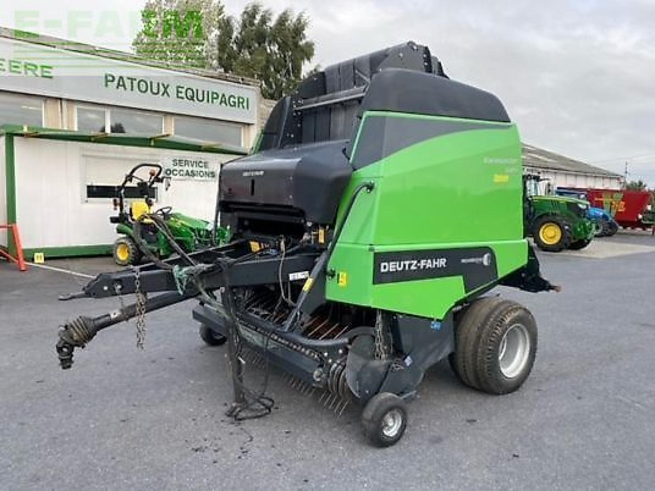 Deutz-Fahr varimaster 685 - Lis na hranaté balíky: obrázek 1 Deutz-Fahr varimaster 685 - Lis na hranaté balíky: obrázek 1
