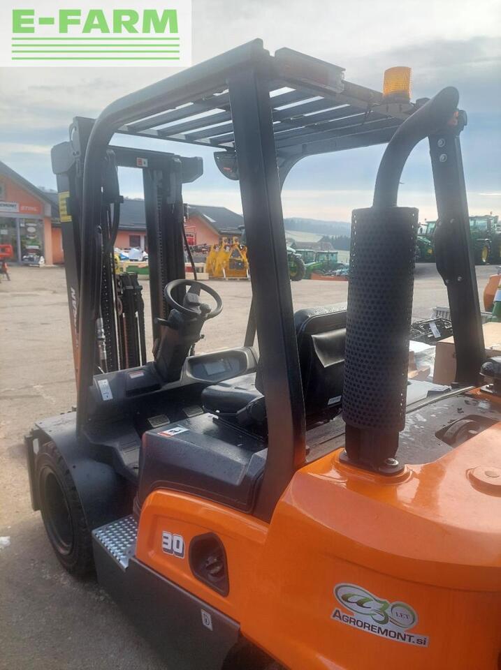 Doosan D30NXS - Vysokozdvižný vozík: obrázek 3 Doosan D30NXS - Vysokozdvižný vozík: obrázek 3