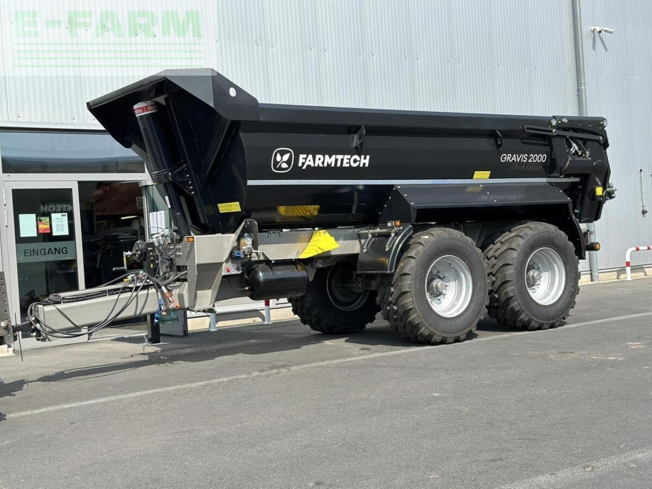 Farmtech gravis 2000 hardox black edition - Zemědělský sklápěcí přívěs: obrázek 2 Farmtech gravis 2000 hardox black edition - Zemědělský sklápěcí přívěs: obrázek 2
