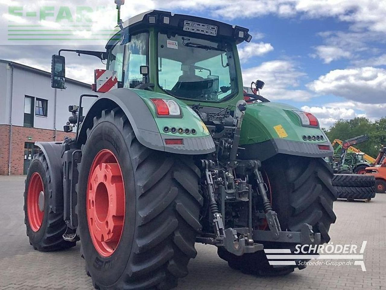 Fendt 1050 vario s4 profi plus ProfiPlus - Traktor: obrázek 3 Fendt 1050 vario s4 profi plus ProfiPlus - Traktor: obrázek 3