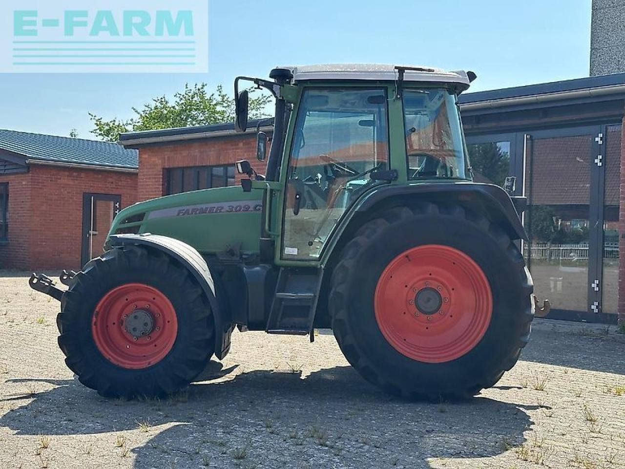 Fendt 309 c *frontzapfwelle*druckluft*klima* - Traktor: obrázek 2 Fendt 309 c *frontzapfwelle*druckluft*klima* - Traktor: obrázek 2