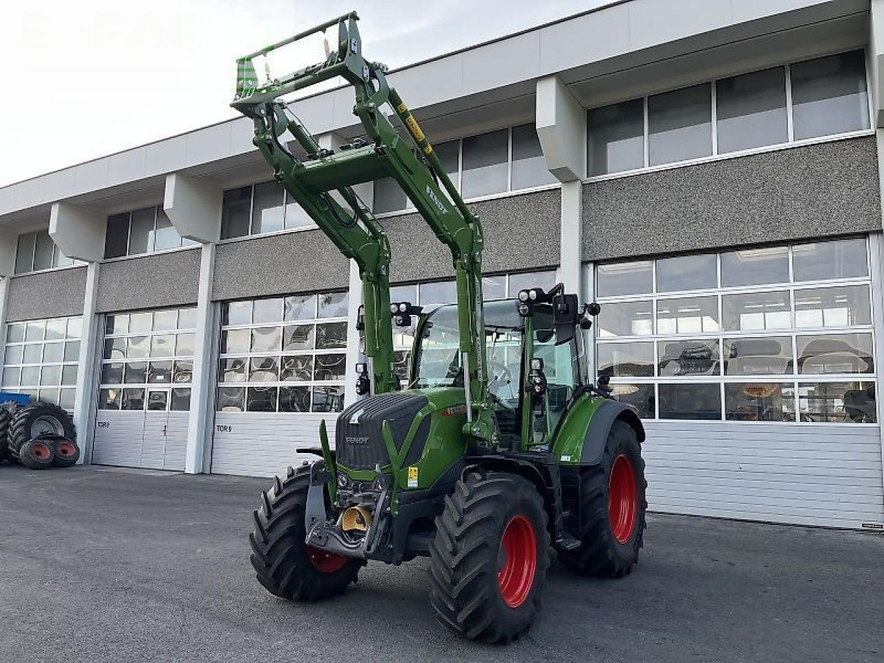 Fendt 313 vario gen4 power setting2 m. frontlader Power - Traktor: obrázek 1 Fendt 313 vario gen4 power setting2 m. frontlader Power - Traktor: obrázek 1