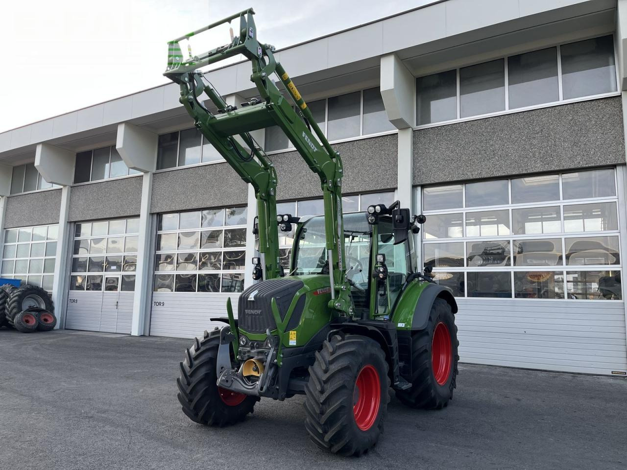 Fendt 313 vario gen4 power setting2 m. frontlader Power - Traktor: obrázek 1 Fendt 313 vario gen4 power setting2 m. frontlader Power - Traktor: obrázek 1