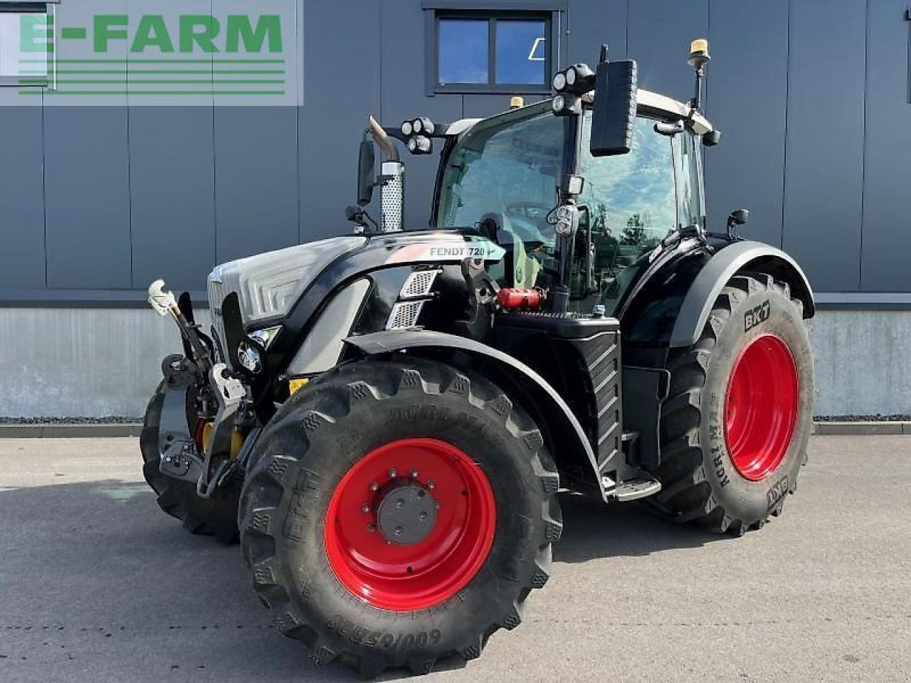 Fendt 720 vario s4 profi Profi - Traktor: obrázek 1 Fendt 720 vario s4 profi Profi - Traktor: obrázek 1