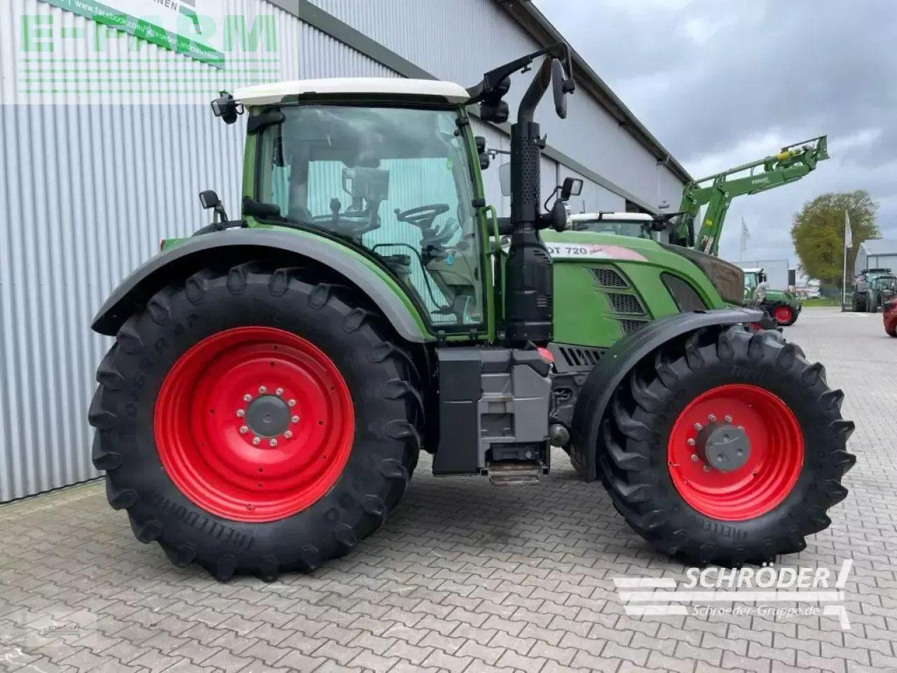 Fendt 720 vario s4 profi plus - Traktor: obrázek 2 Fendt 720 vario s4 profi plus - Traktor: obrázek 2