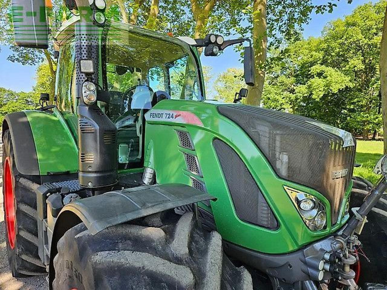 Fendt 724 s4 profi plus rtk ( 718 720 722 ) - Traktor: obrázek 3 Fendt 724 s4 profi plus rtk ( 718 720 722 ) - Traktor: obrázek 3