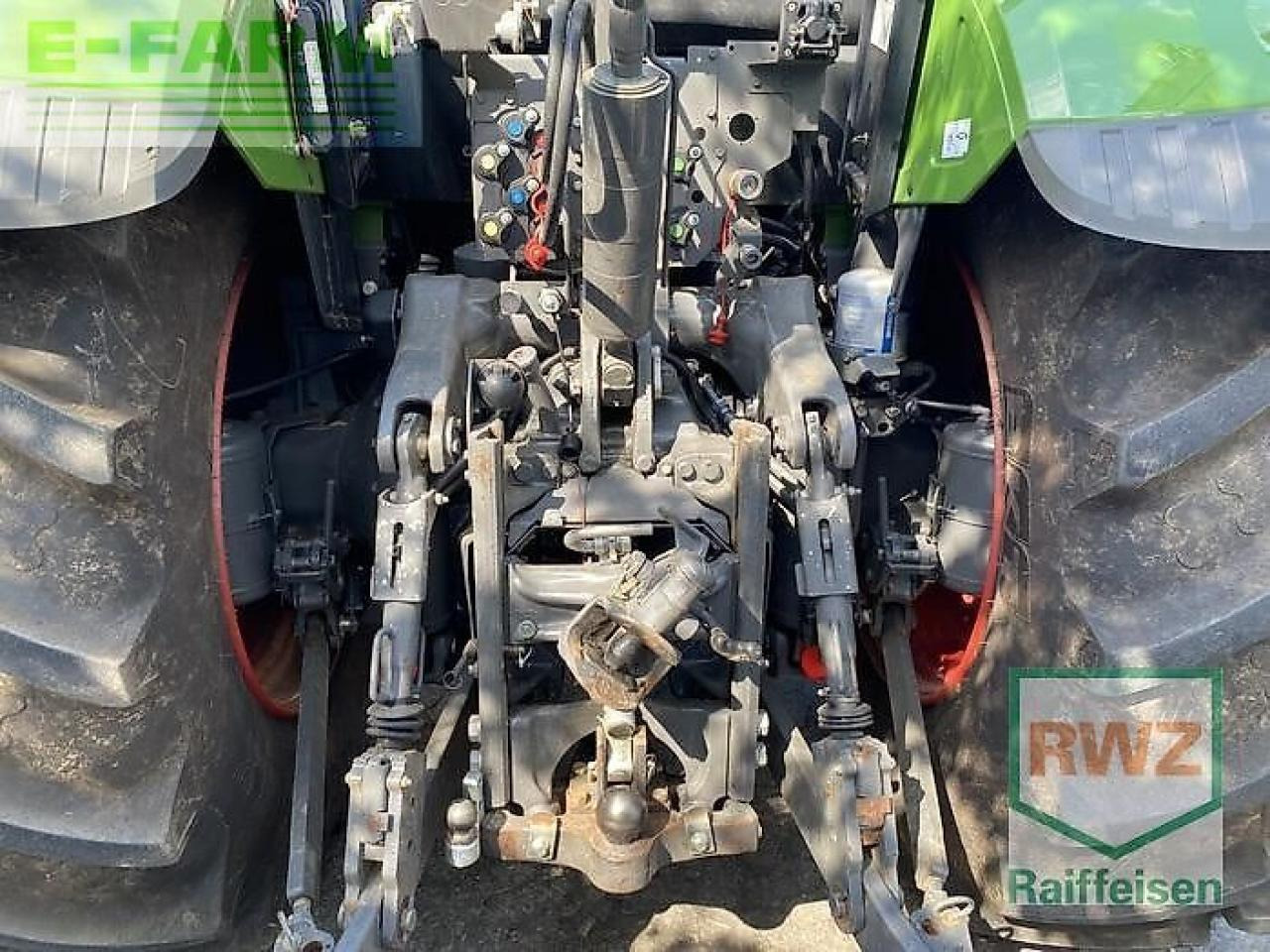 Fendt 724 vario s4 - Traktor: obrázek 4 Fendt 724 vario s4 - Traktor: obrázek 4