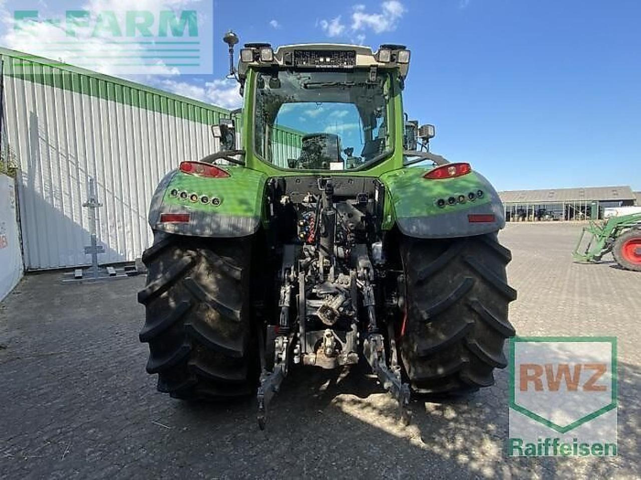 Fendt 724 vario s4 - Traktor: obrázek 3 Fendt 724 vario s4 - Traktor: obrázek 3
