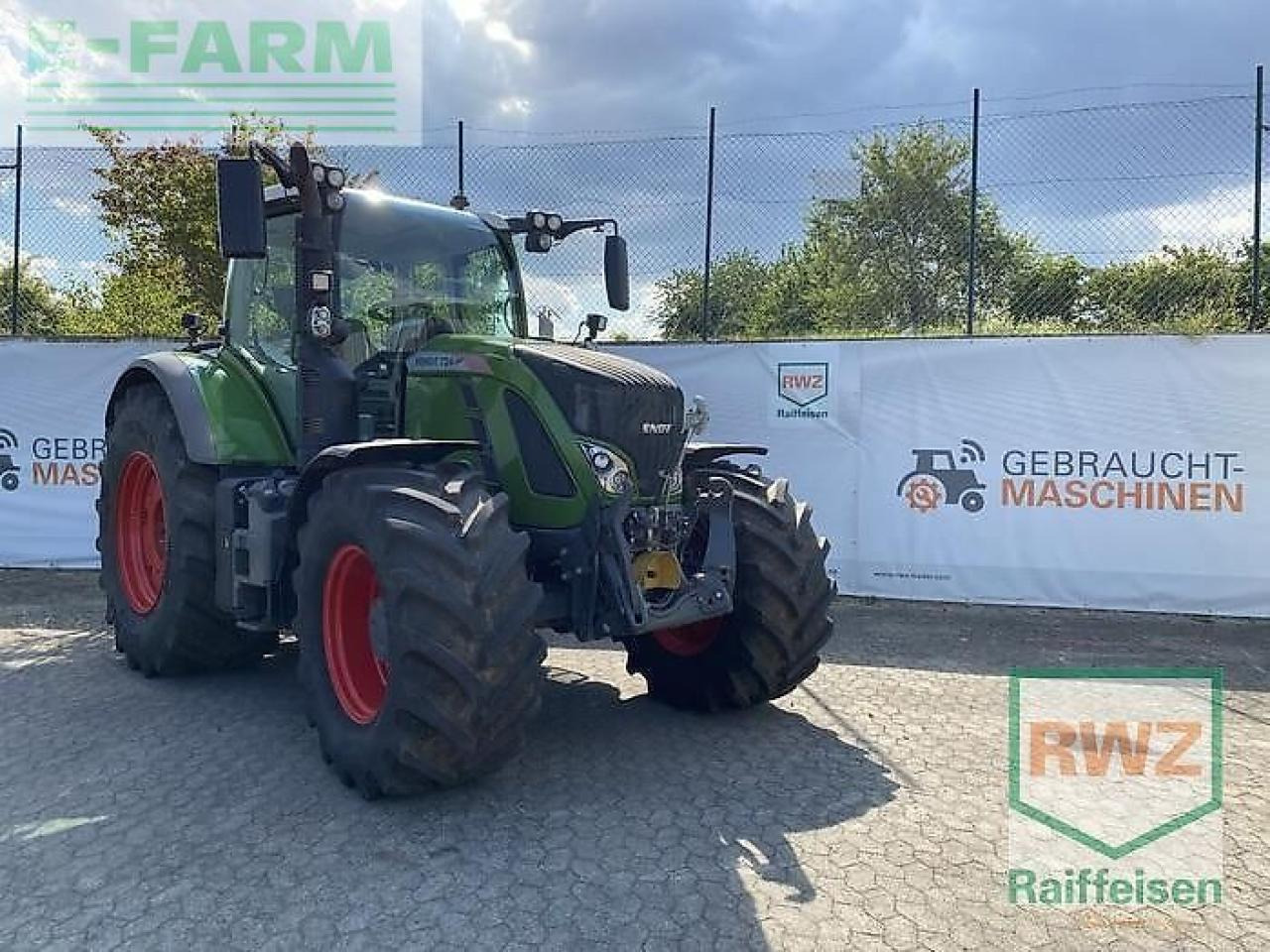 Fendt 724 vario s4 - Traktor: obrázek 1 Fendt 724 vario s4 - Traktor: obrázek 1