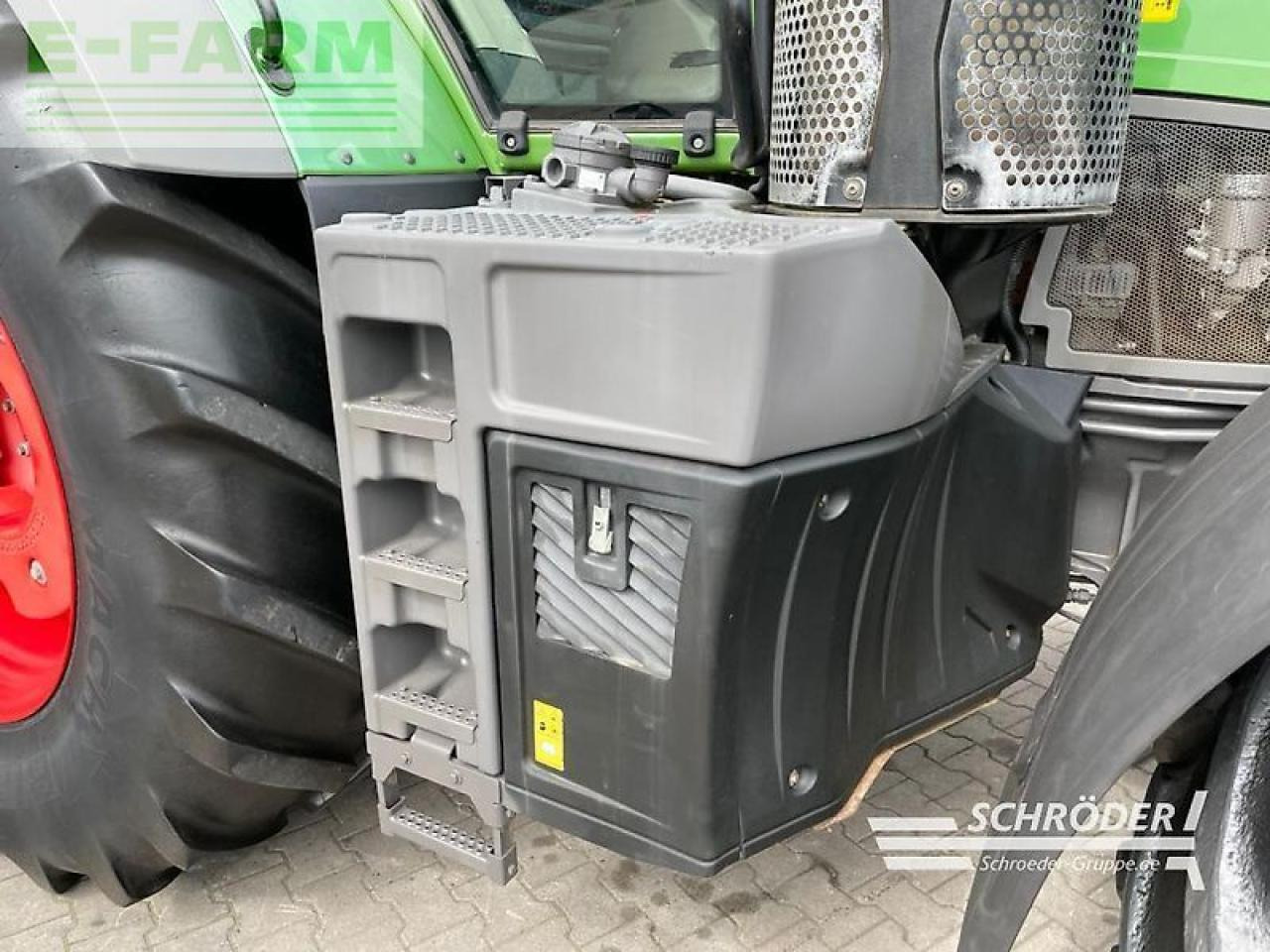 Fendt 824 vario s4 profi Profi - Traktor: obrázek 3 Fendt 824 vario s4 profi Profi - Traktor: obrázek 3