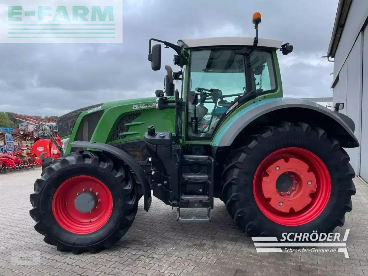 Fendt 824 vario s4 profi plus ProfiPlus - Traktor: obrázek 4 Fendt 824 vario s4 profi plus ProfiPlus - Traktor: obrázek 4