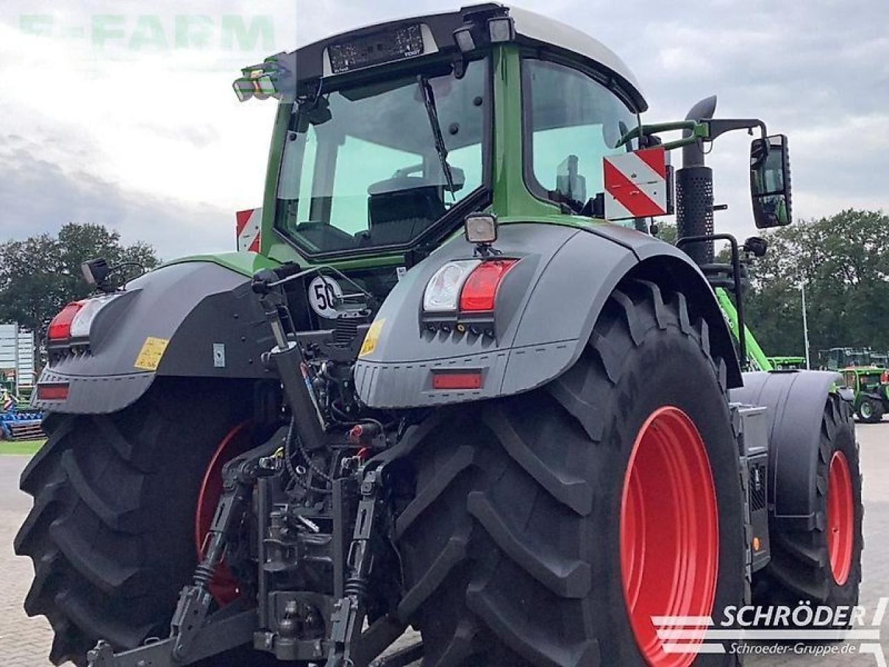 Fendt 826 vario s4 profi plus ProfiPlus - Traktor: obrázek 5 Fendt 826 vario s4 profi plus ProfiPlus - Traktor: obrázek 5