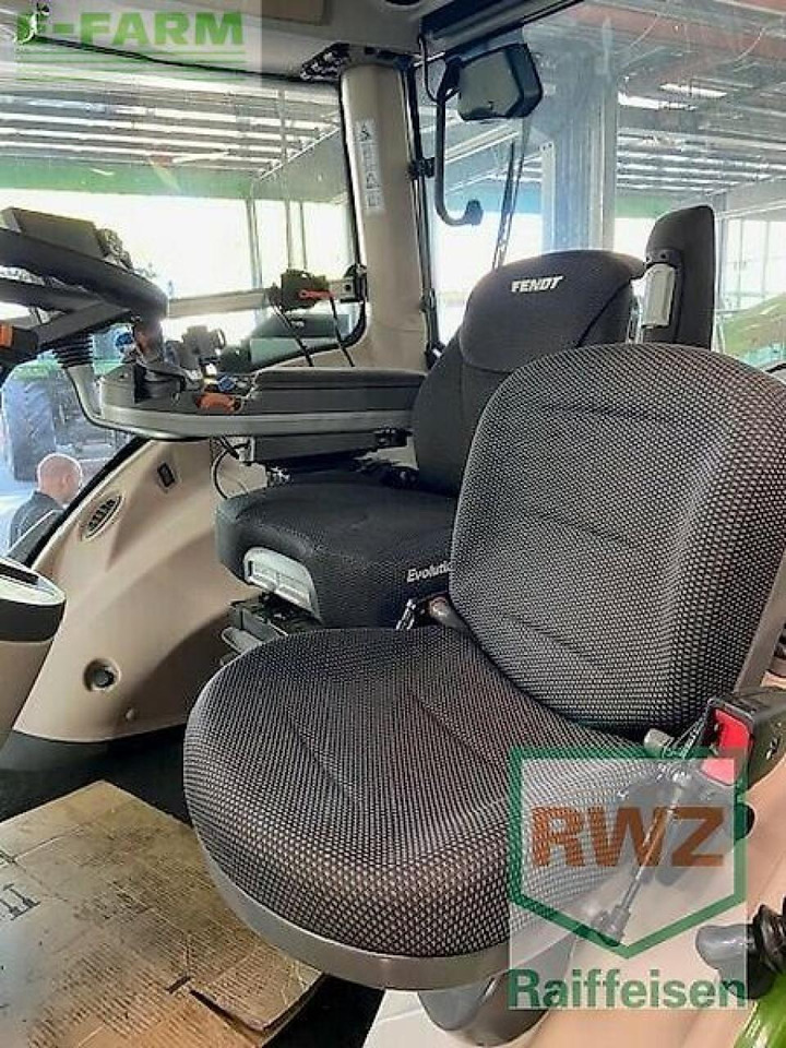 Fendt 828 vario s4 - Traktor: obrázek 4 Fendt 828 vario s4 - Traktor: obrázek 4